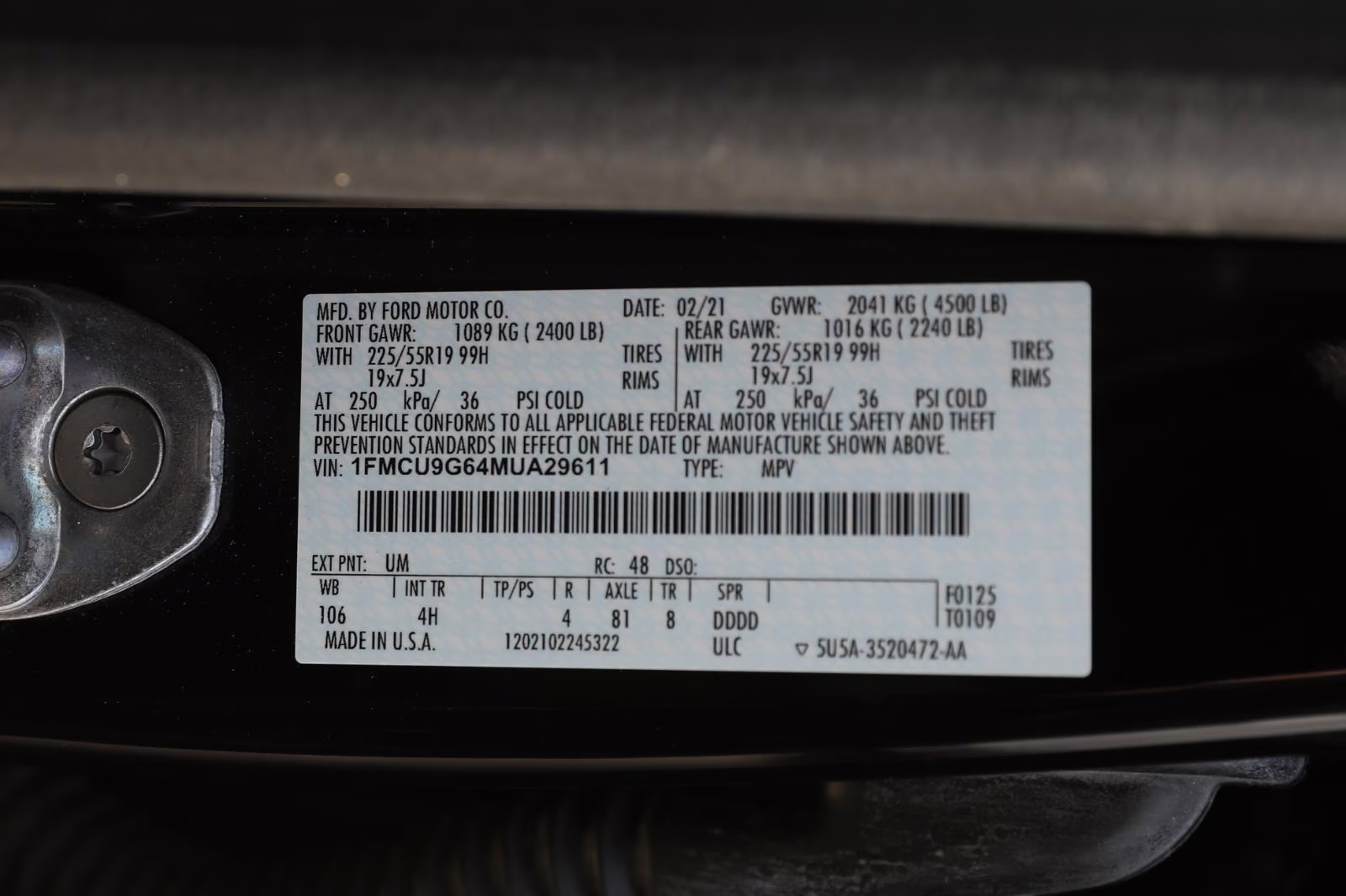 2021 Agate Black Metallic Ford Escape SE AWD SUV
