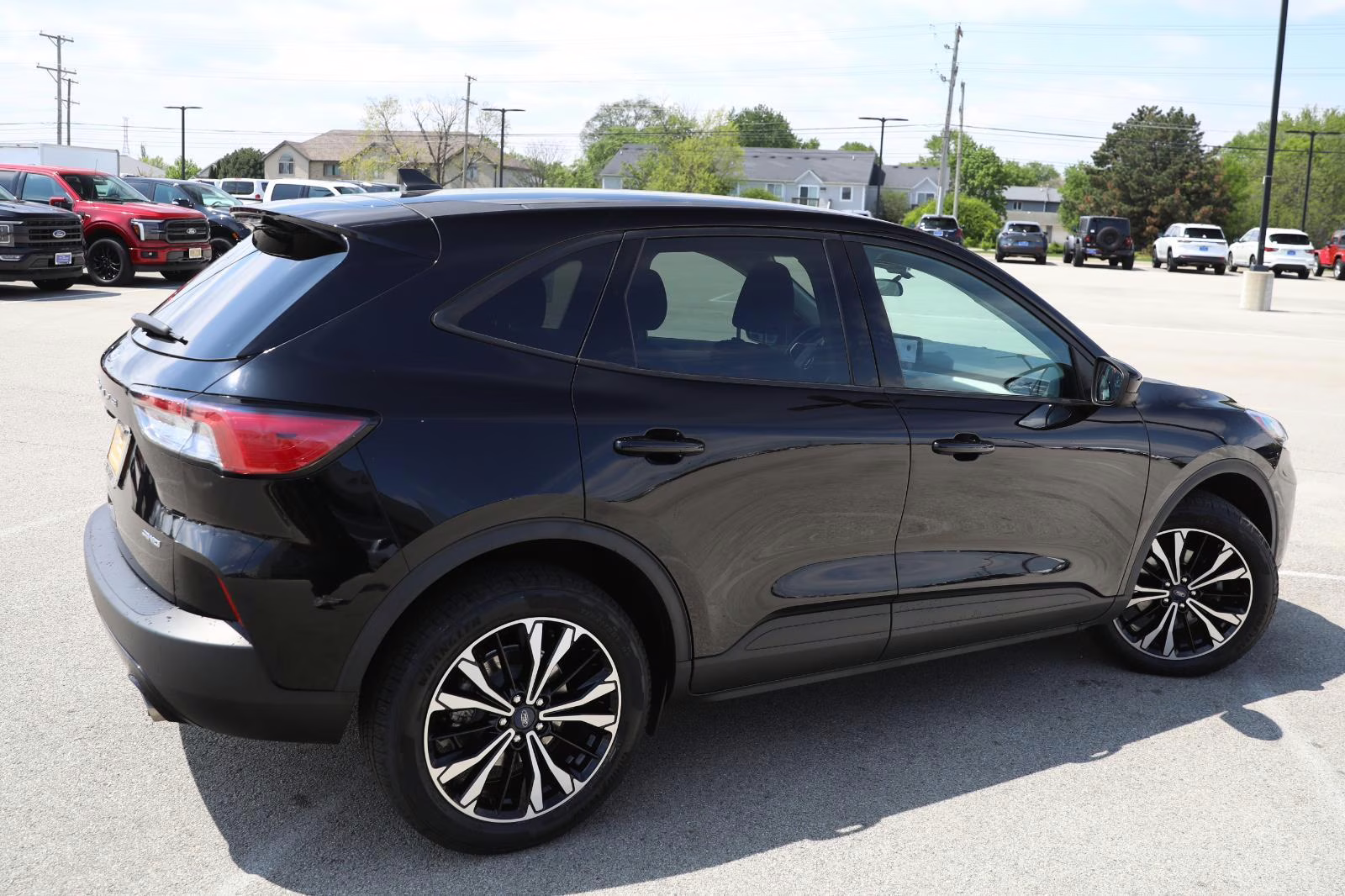 2021 Agate Black Metallic Ford Escape SE AWD SUV