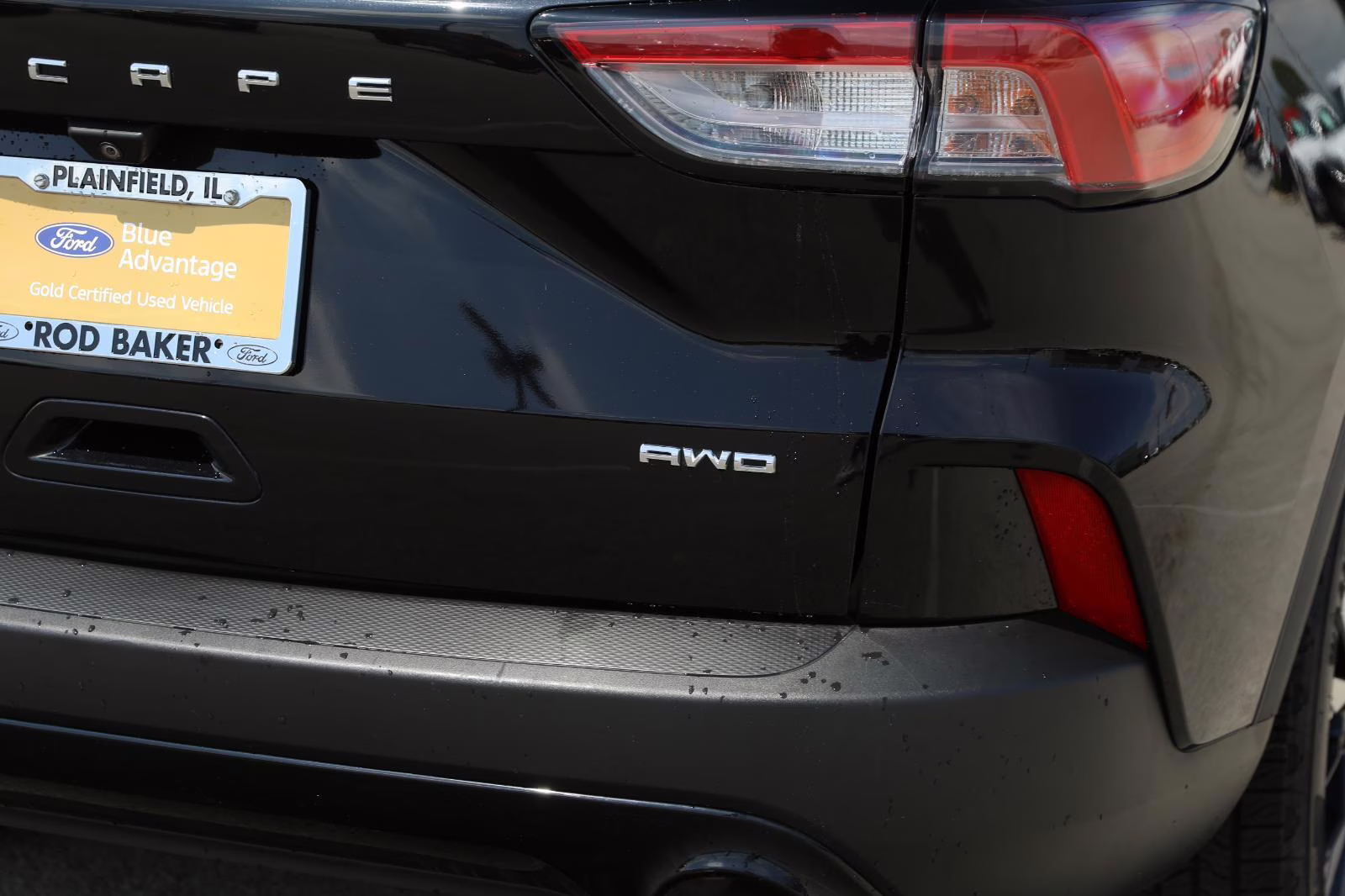 2021 Agate Black Metallic Ford Escape SE AWD SUV