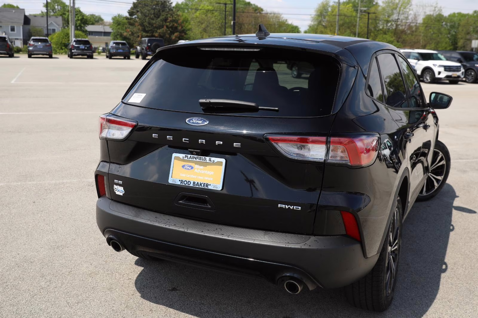 2021 Agate Black Metallic Ford Escape SE AWD SUV