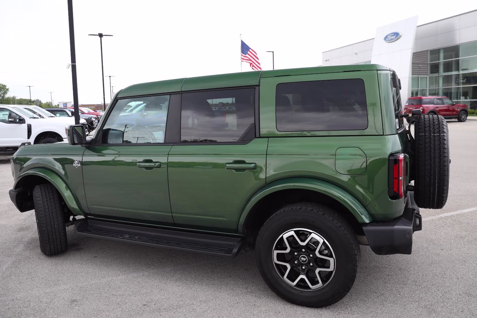 2025 Eruption Green Metallic Ford Bronco Outer Banks 4X4 SUV