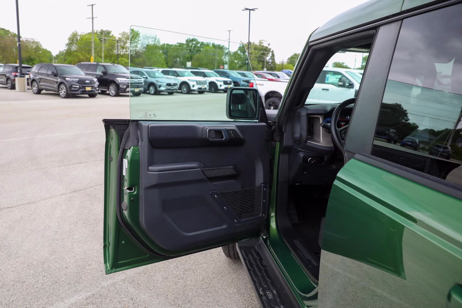 2025 Eruption Green Metallic Ford Bronco Outer Banks 4X4 SUV