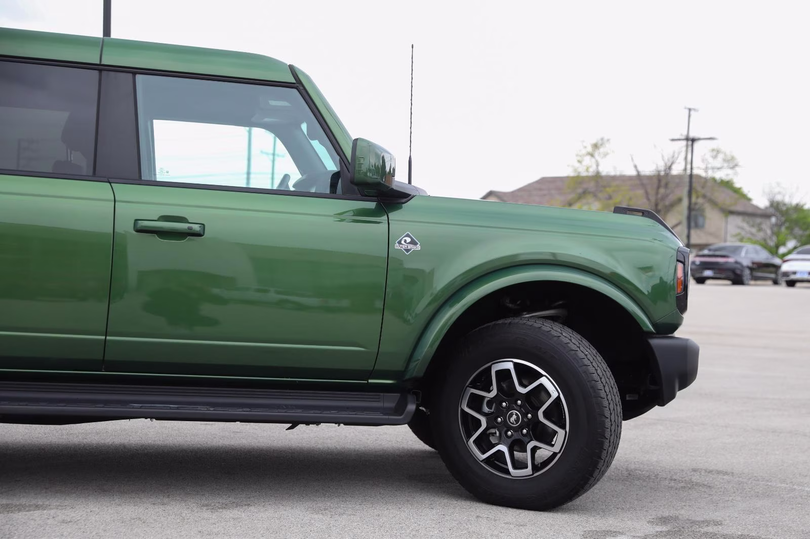2025 Eruption Green Metallic Ford Bronco Outer Banks 4X4 SUV