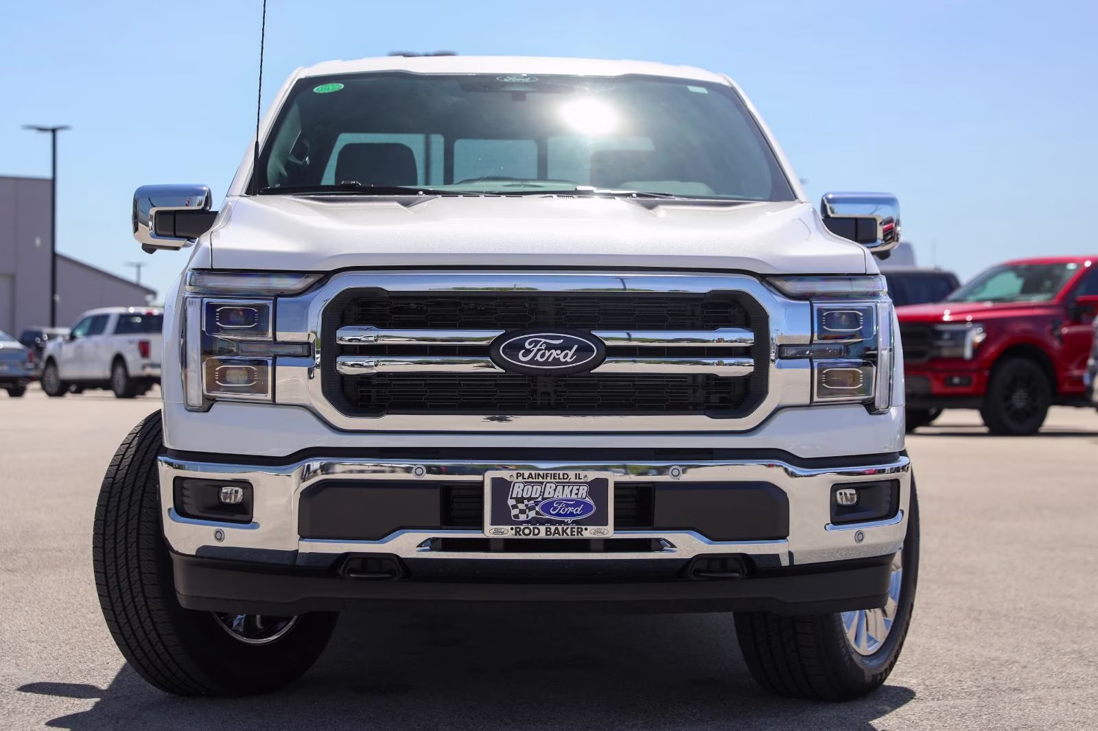 2026 Star White Metallic Tri-Coat Ford F-150 LARIAT 4X4 Truck