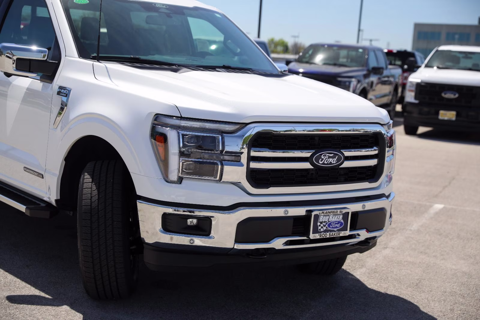 2026 Star White Metallic Tri-Coat Ford F-150 LARIAT 4X4 Truck