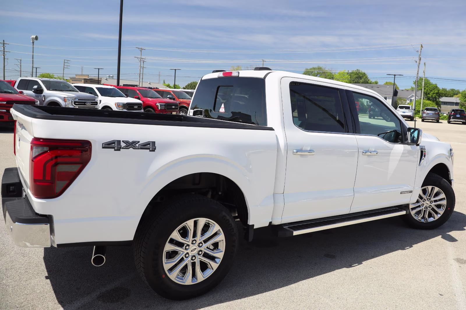2026 Star White Metallic Tri-Coat Ford F-150 LARIAT 4X4 Truck