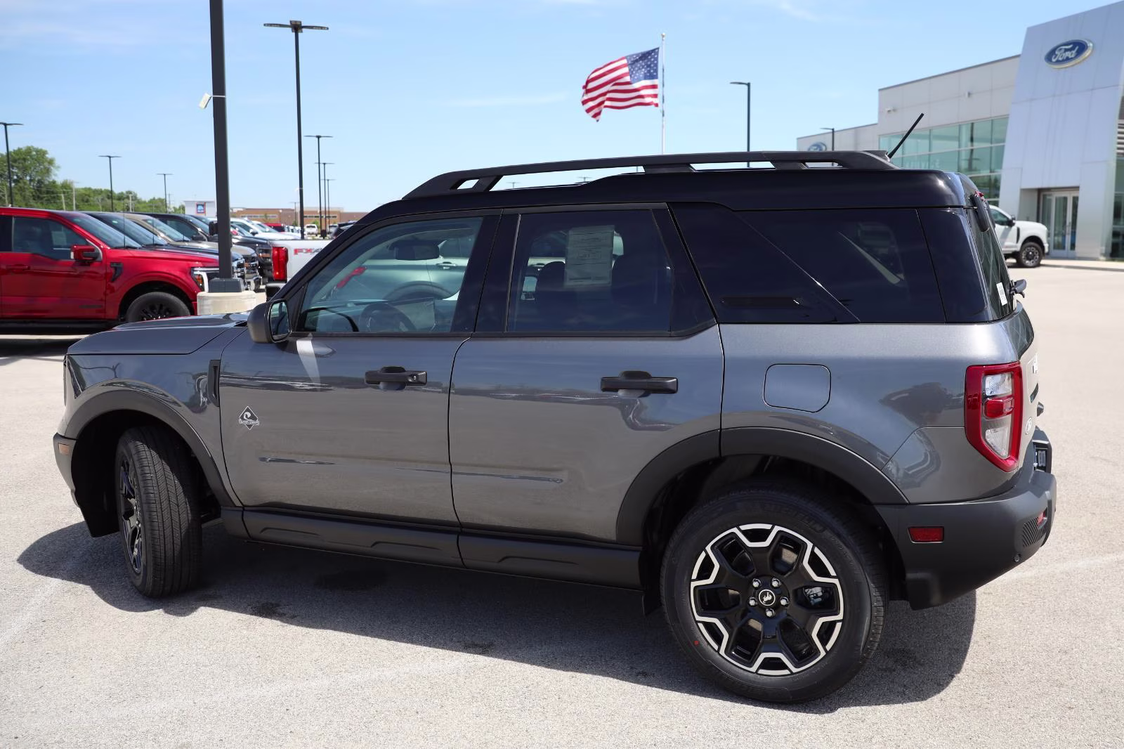 2026 Carbonized Gray Metallic Ford Bronco Sport Outer Banks 4X4 SUV