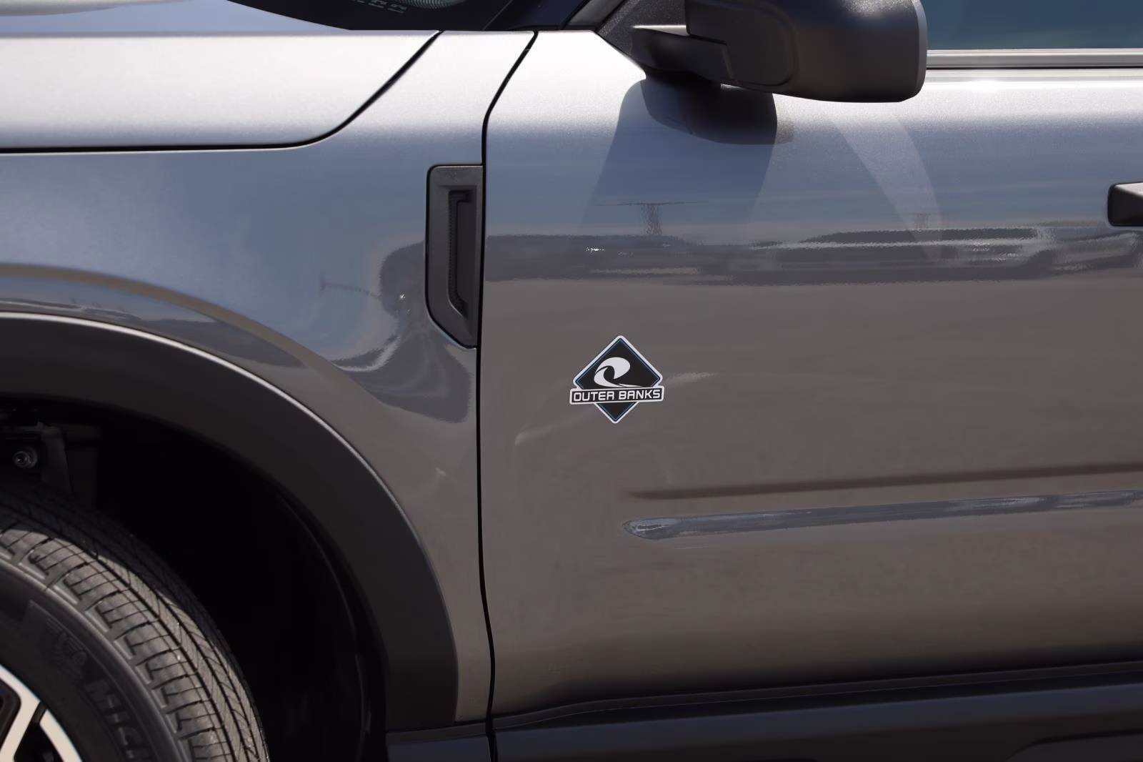 2026 Carbonized Gray Metallic Ford Bronco Sport Outer Banks 4X4 SUV