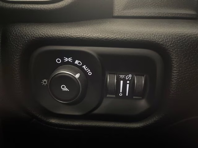 2020 Bright White Clearcoat Ram 2500 Tradesman 4X4 Truck