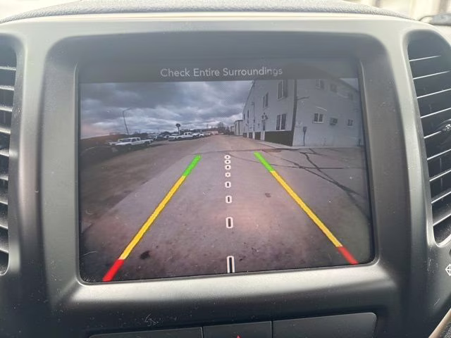 2016 Granite Crystal Metallic Clearcoat Jeep Cherokee Latitude 4X4 SUV