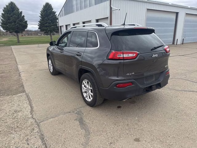 2016 Granite Crystal Metallic Clearcoat Jeep Cherokee Latitude 4X4 SUV