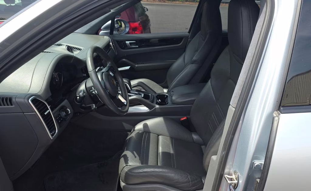 2019 Blue Porsche Cayenne Turbo AWD SUV