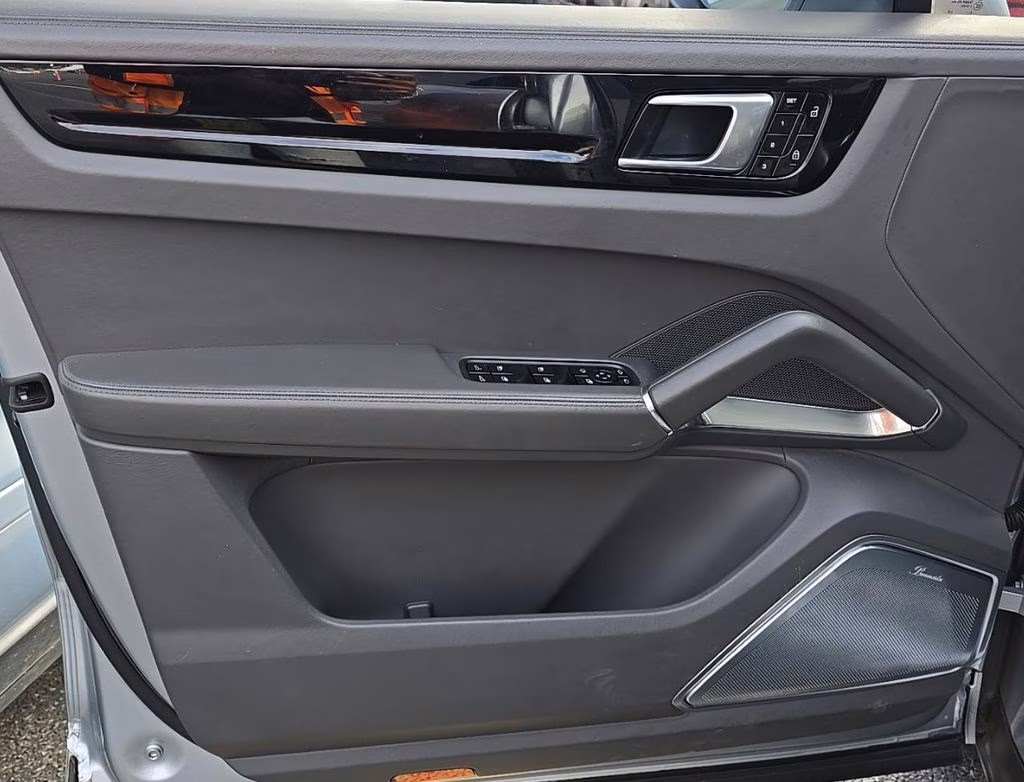 2019 Blue Porsche Cayenne Turbo AWD SUV