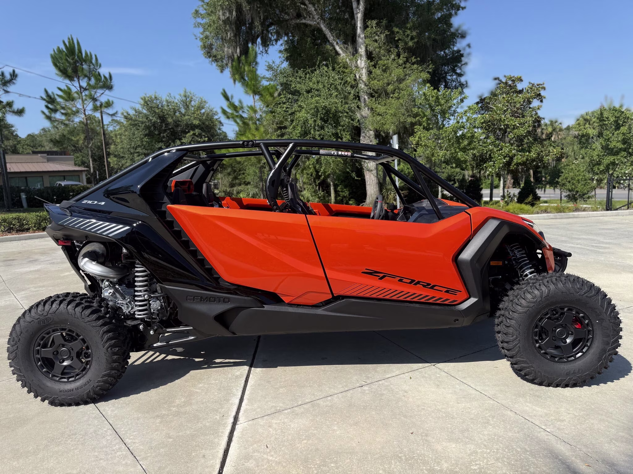 2026 CFMOTO ZFORCE Z10-4 UTV