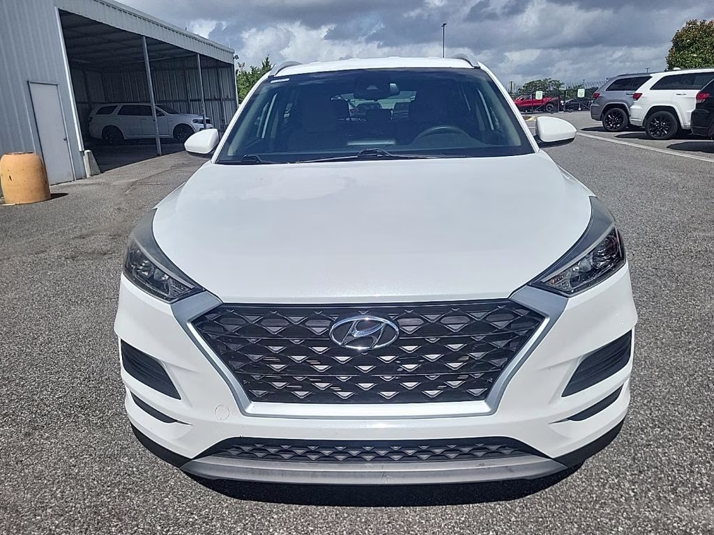 2019 White Pearl Hyundai Tucson SEL FWD SUV