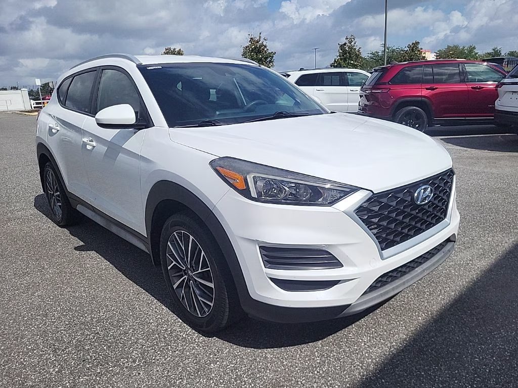 2019 White Pearl Hyundai Tucson SEL FWD SUV