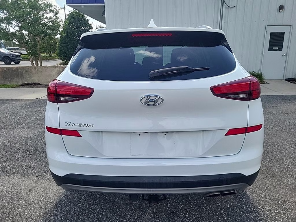2019 White Pearl Hyundai Tucson SEL FWD SUV
