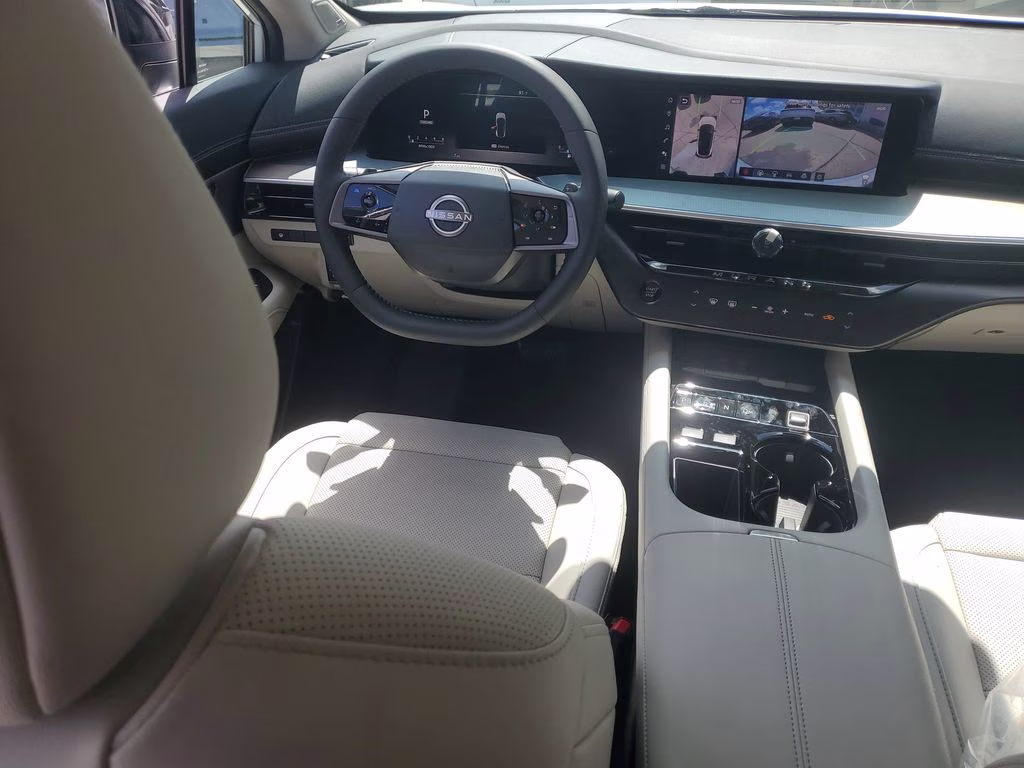 2026 Everest White Pearl Tricoat Nissan Murano SL AWD SUV