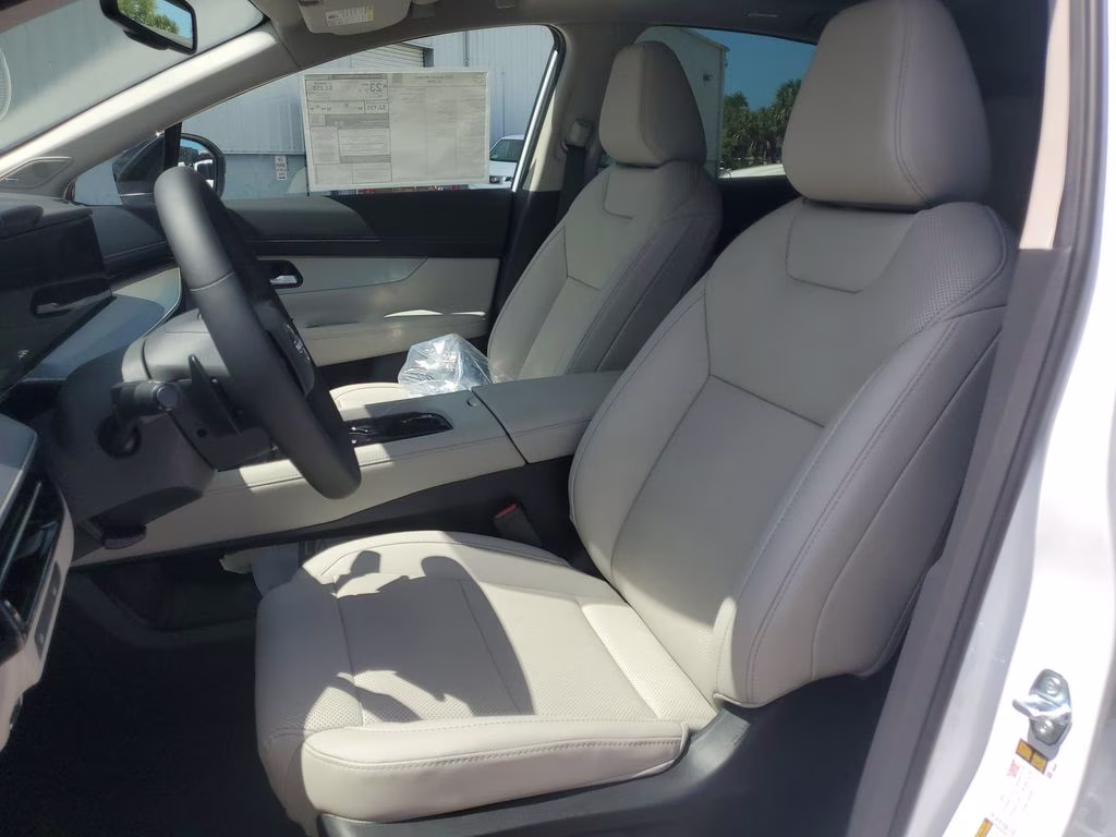 2026 Everest White Pearl Tricoat Nissan Murano SL AWD SUV