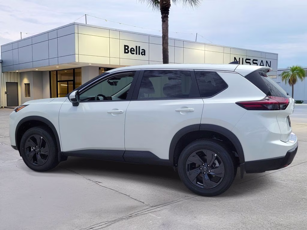 2026 Everest White Pearl Tricoat Nissan Rogue SV FWD SUV