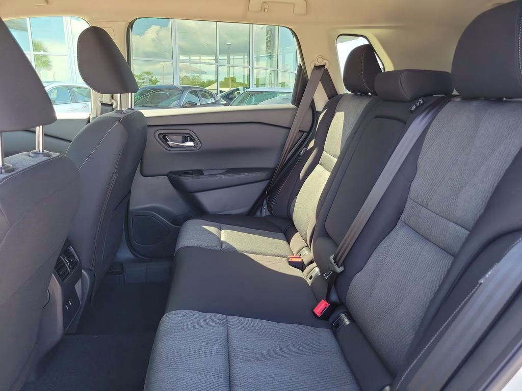 2026 Everest White Pearl Tricoat Nissan Rogue SV FWD SUV