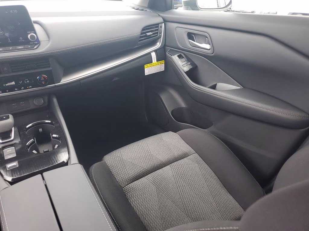 2026 Everest White Pearl Tricoat Nissan Rogue SV FWD SUV
