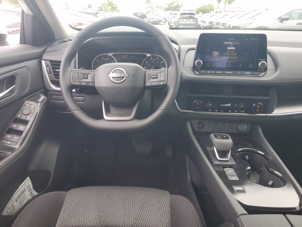 2026 Everest White Pearl Tricoat Nissan Rogue SV FWD SUV