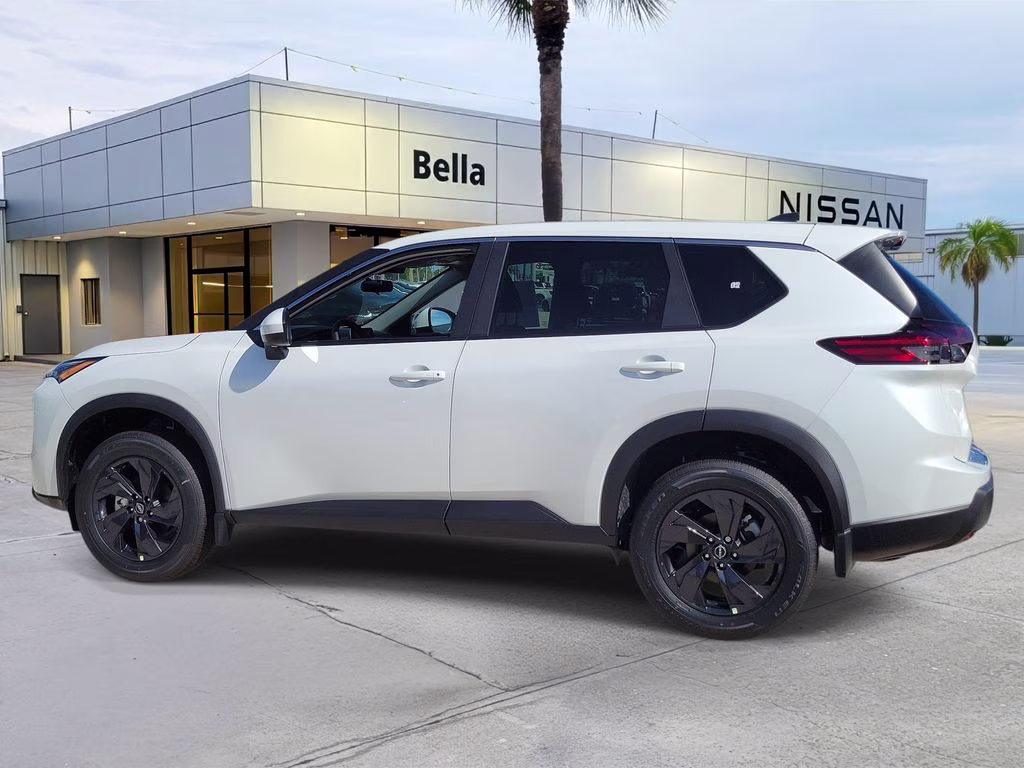2026 Everest White Pearl Tricoat Nissan Rogue SV FWD SUV