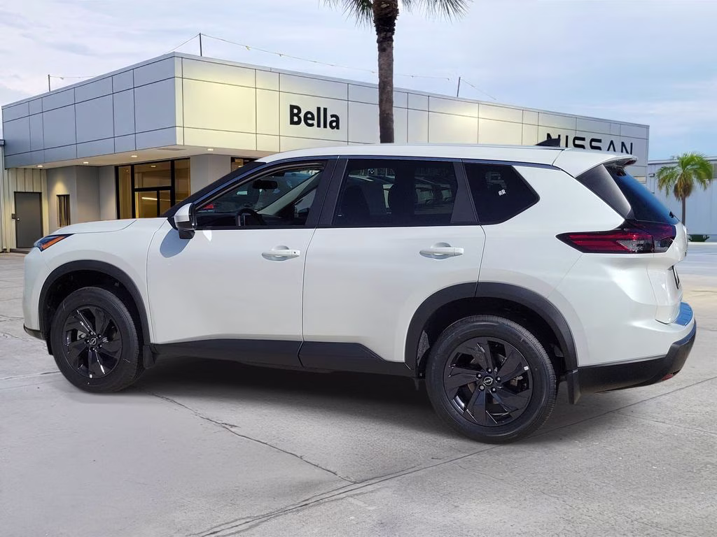 2026 Everest White Pearl Tricoat Nissan Rogue SV FWD SUV
