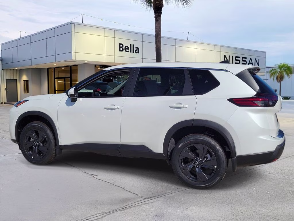 2026 Everest White Pearl Tricoat Nissan Rogue SV FWD SUV