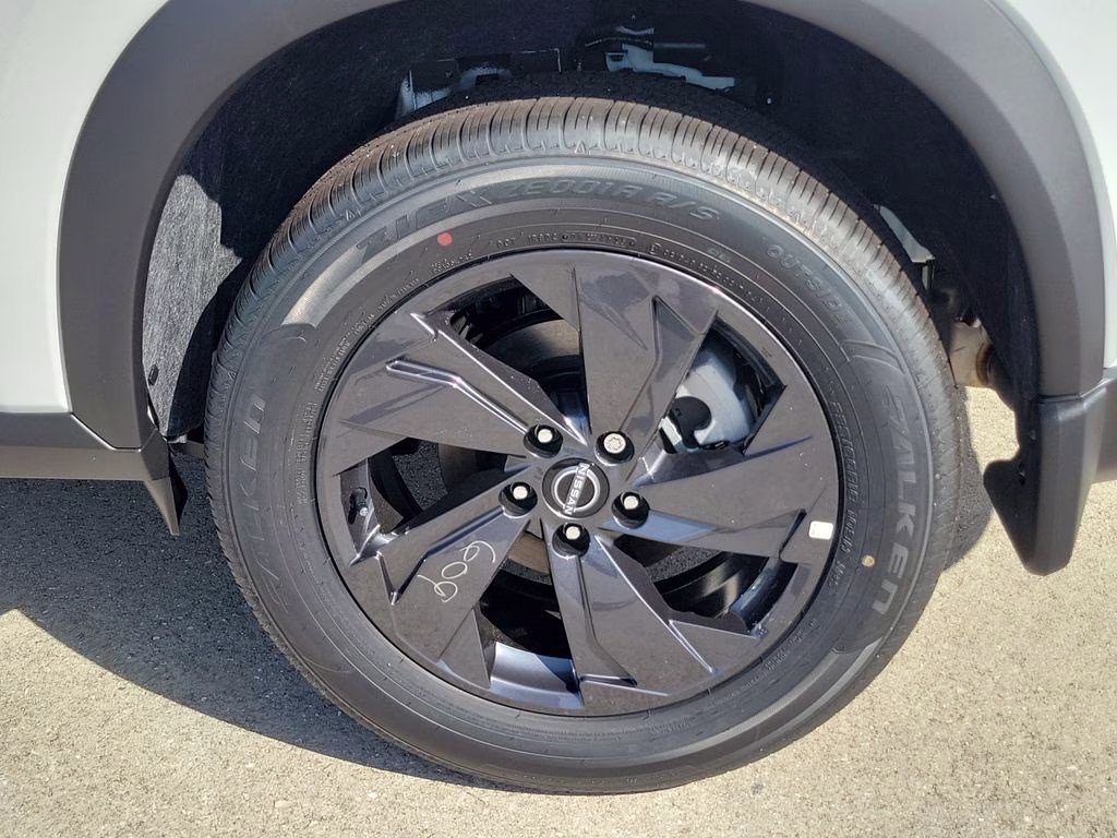 2026 Everest White Pearl Tricoat Nissan Rogue SV FWD SUV
