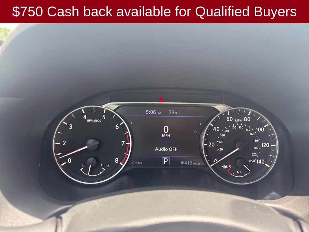 2026 Pearl White/Super Black Nissan Altima 2.5 SR FWD Sedan