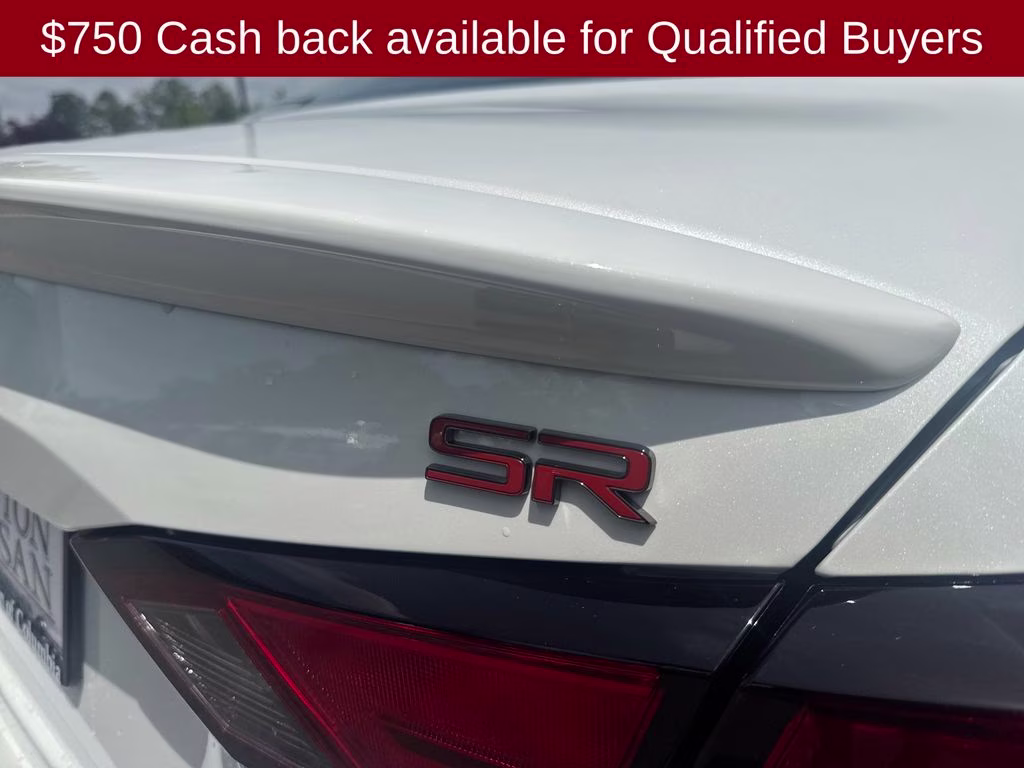 2026 Pearl White/Super Black Nissan Altima 2.5 SR FWD Sedan