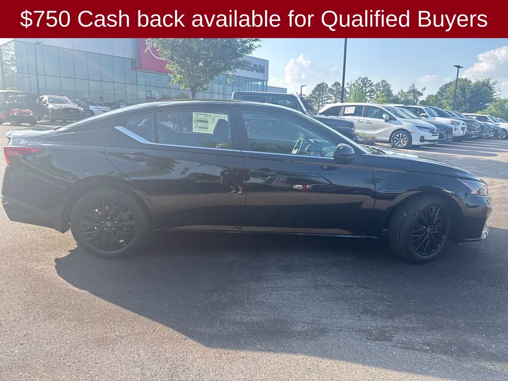 2026 Super Black Clearcoat Nissan Altima 2.5 SV FWD Sedan