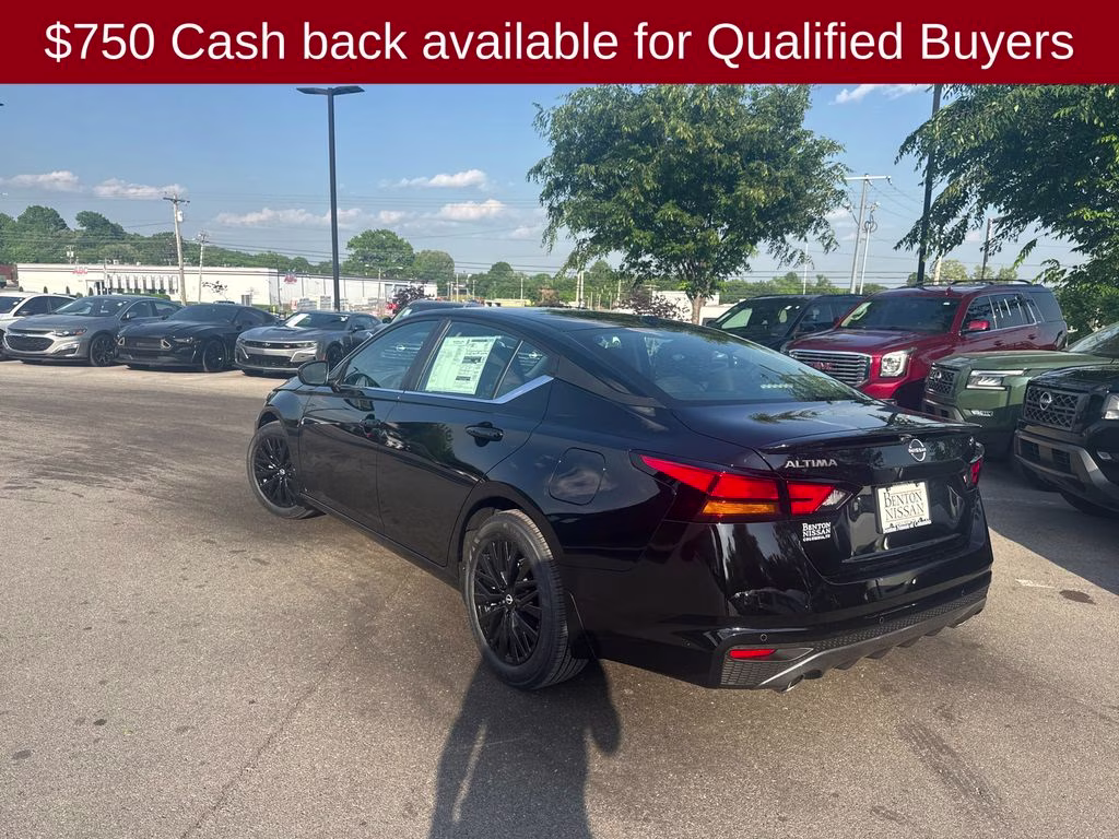 2026 Super Black Clearcoat Nissan Altima 2.5 SV FWD Sedan