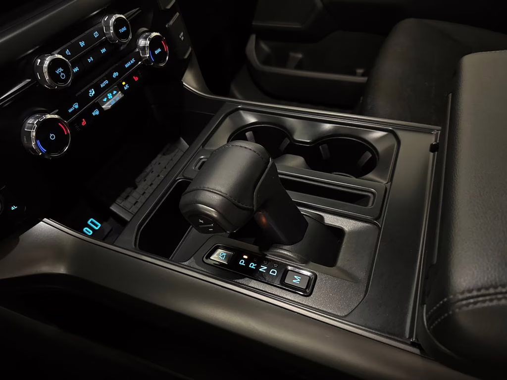 2024 Agate Black Metallic Ford F-150 XLT 4X4 Truck