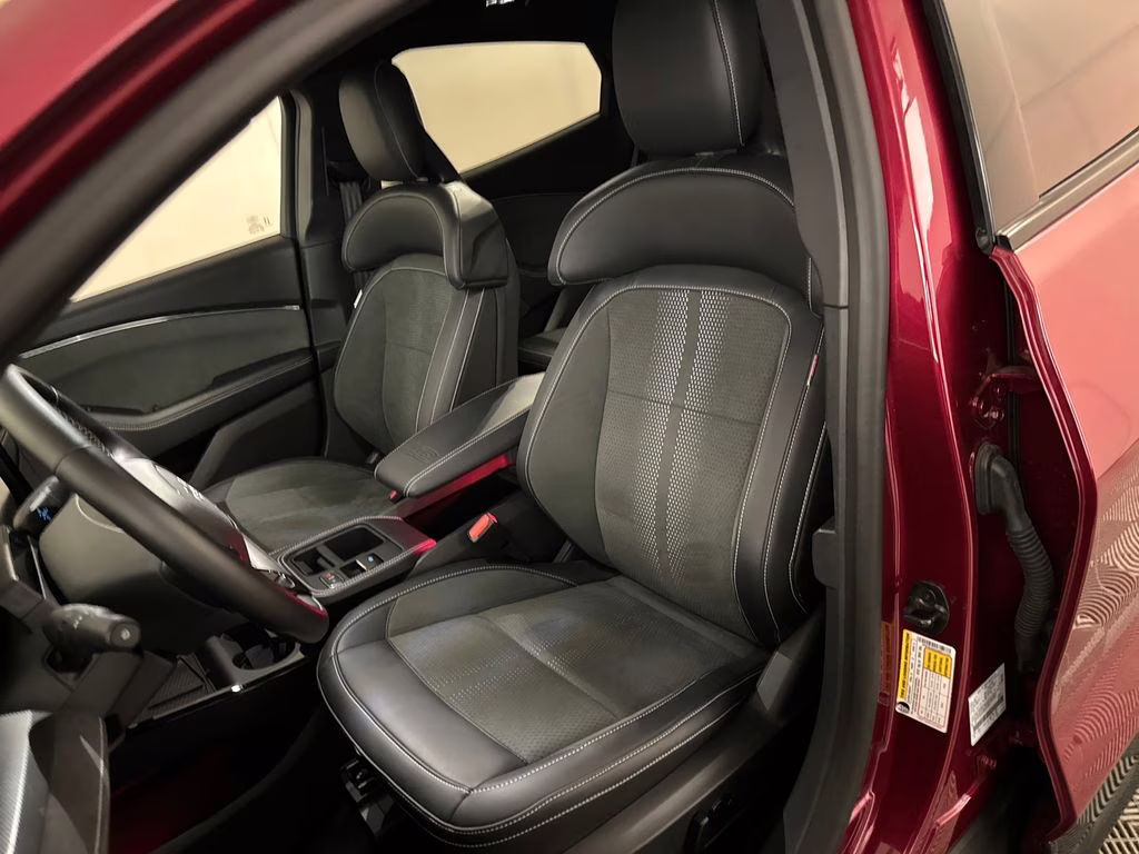 2025 Molten Magenta Metallic Tinted Clearcoat Ford Mustang Mach-E GT AWD SUV