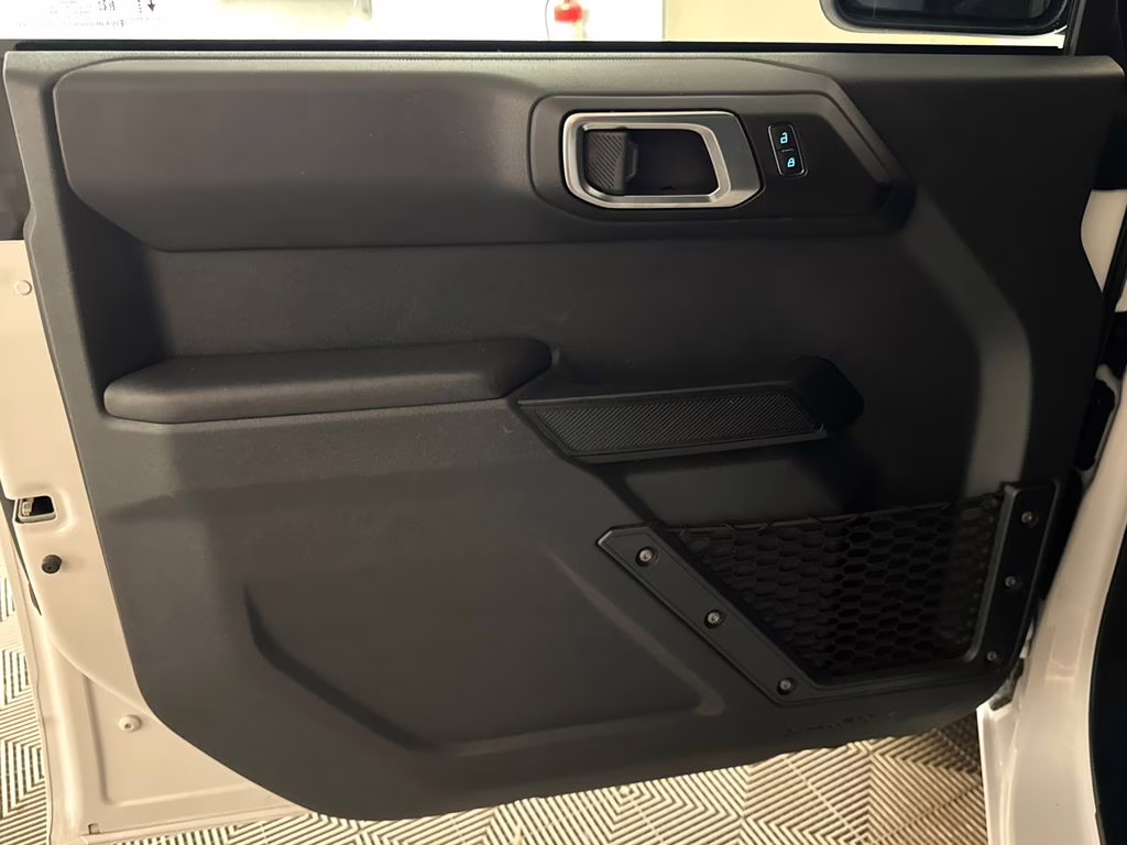 2025 Oxford White Ford Bronco Big Bend 4X4 SUV