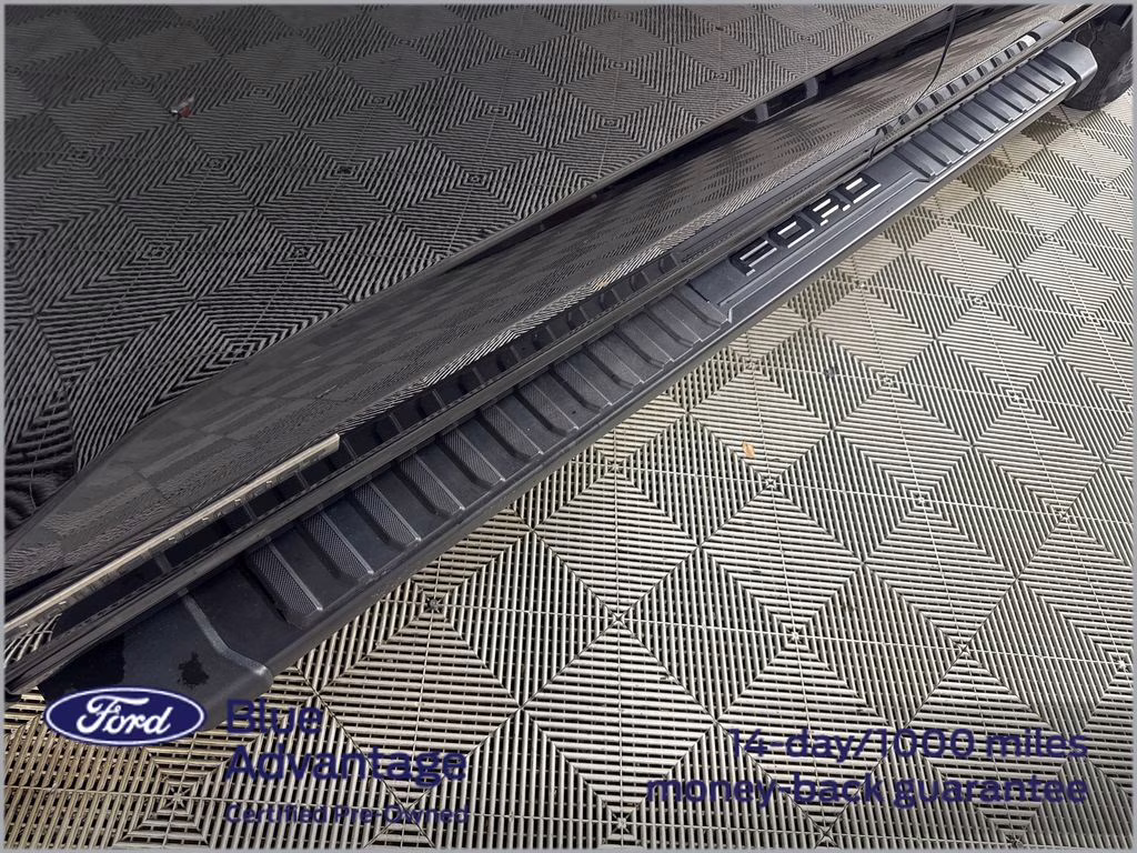 2024 Agate Black Metallic Ford F-150 XLT 4X4 Truck