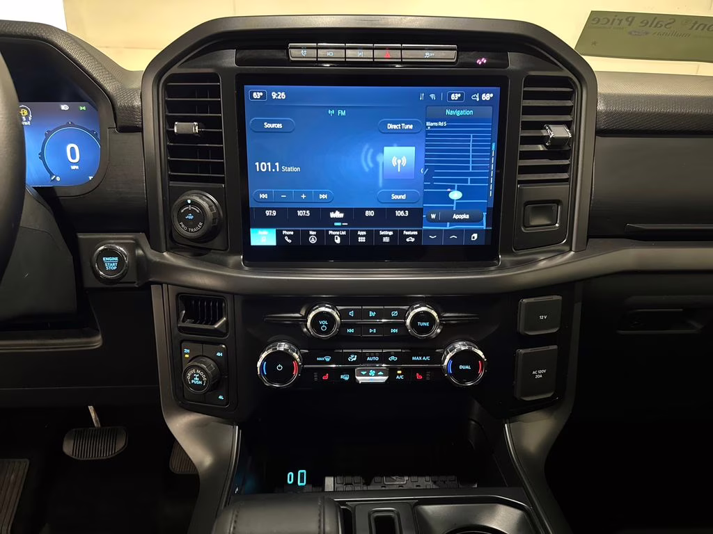 2024 Agate Black Metallic Ford F-150 XLT 4X4 Truck