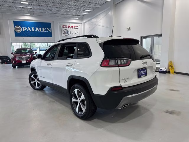 2022 Bright White Clearcoat Jeep Cherokee Limited 4X4 SUV