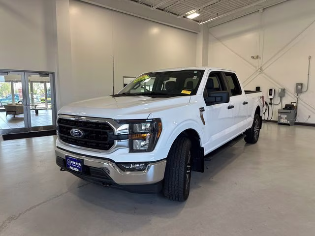 2023 Oxford White Ford F-150 XLT 4X4 Truck