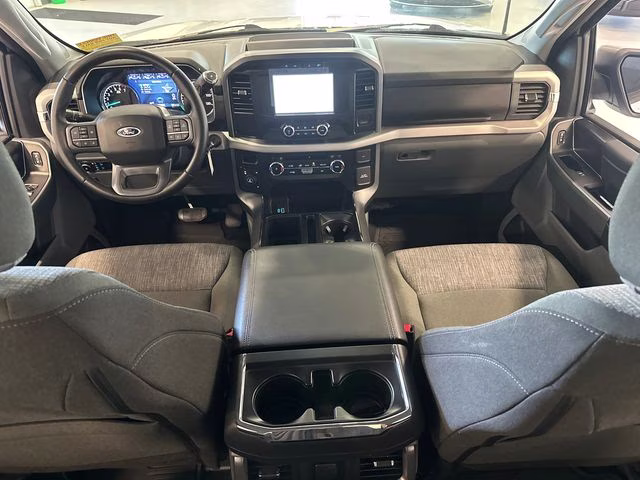 2023 Oxford White Ford F-150 XLT 4X4 Truck