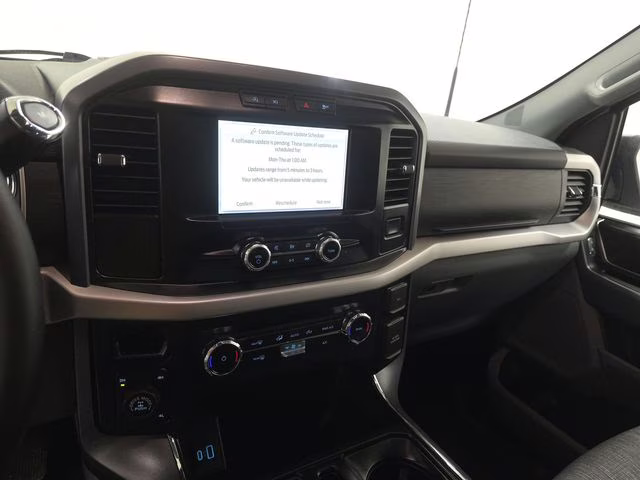 2023 Oxford White Ford F-150 XLT 4X4 Truck