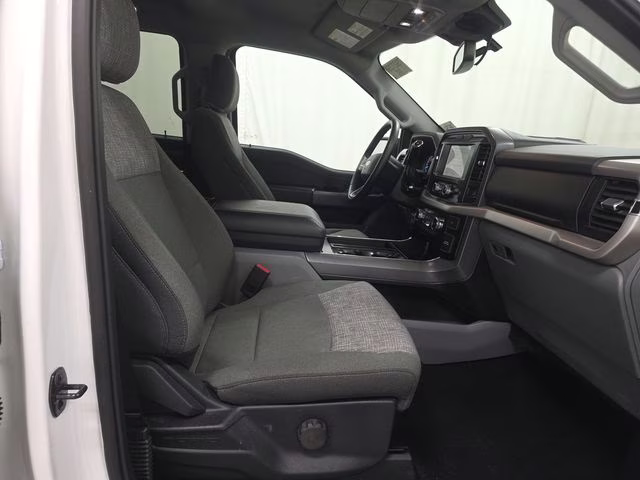 2023 Oxford White Ford F-150 XLT 4X4 Truck