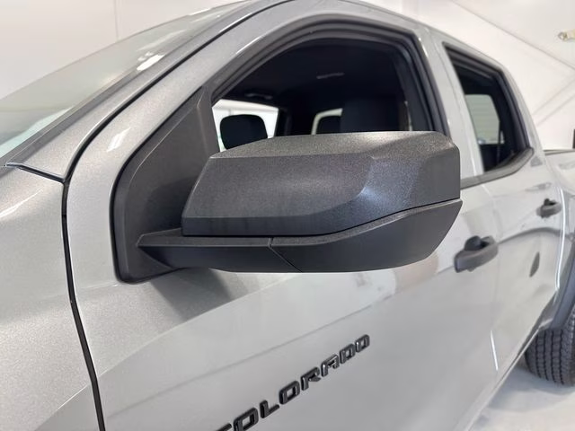 2024 Sterling Gray Metallic Chevrolet Colorado Trail Boss 4X4 Truck