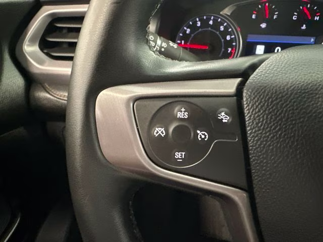 2023 Summit White GMC Acadia AT4 AWD SUV