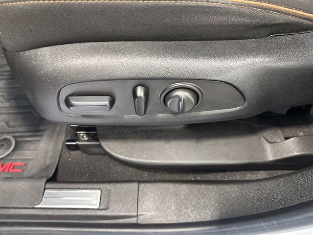 2023 Summit White GMC Acadia AT4 AWD SUV