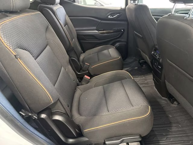 2023 Summit White GMC Acadia AT4 AWD SUV