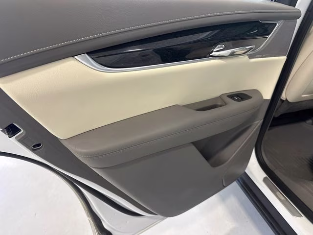 2024 Crystal White Tricoat Cadillac XT6 Premium Luxury AWD SUV